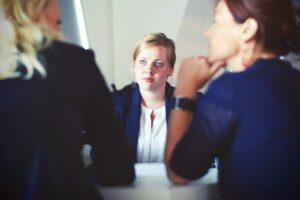 Jak skutecznie przygotować się do castingu w filmach i serialach? Przewodnik dla przyszłych aktorów